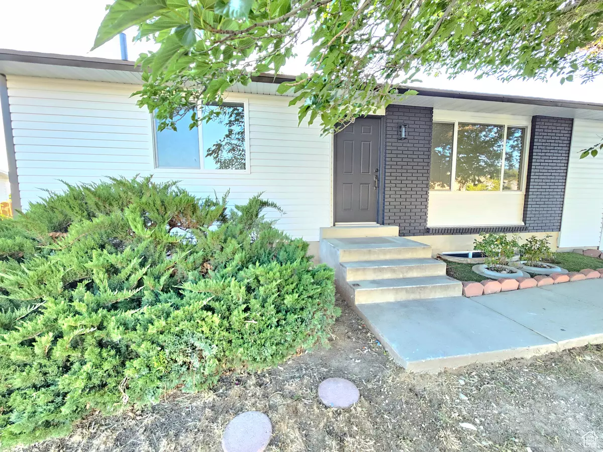 Magna, UT 84044,3797 S ARMORIDGE DR