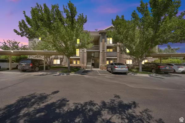8176 N CEDAR SPRINGS RD #V8, Eagle Mountain, UT 84005