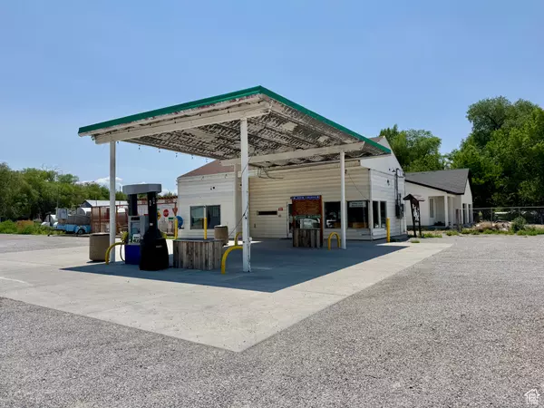 Hinckley, UT 84635,12 E 500 N