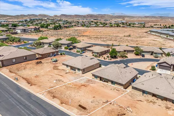St. George, UT 84770,2661 TONAQUINT DR #13