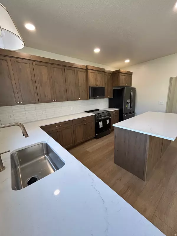 Eden, UT 84310,3510 N WILLOW CREEK LN #9