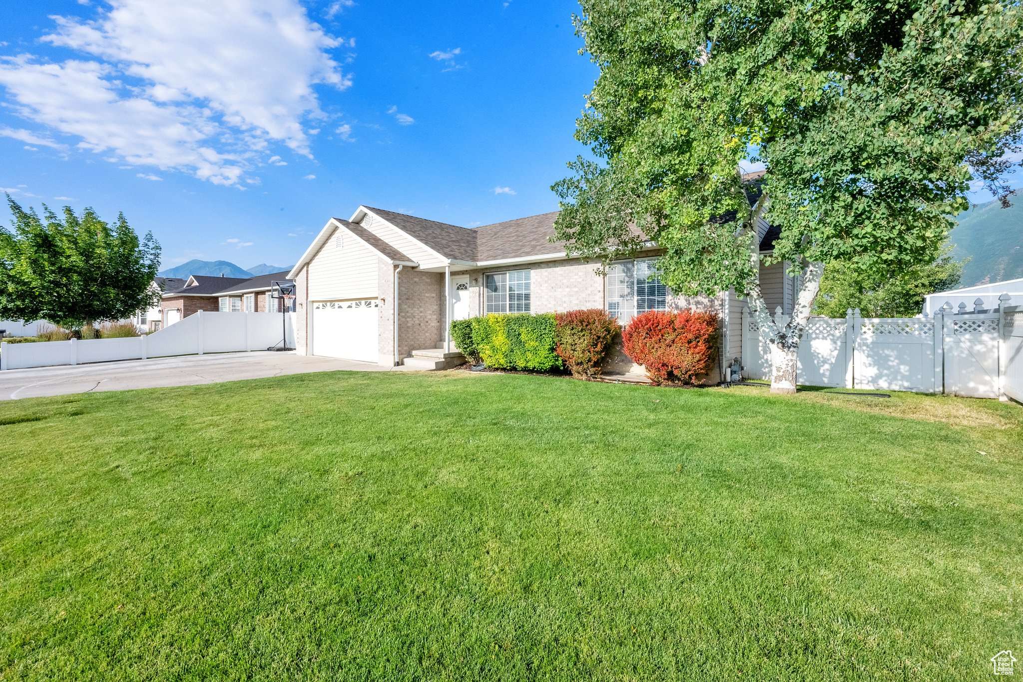 Spanish Fork, UT 84660,563 S 1850 E