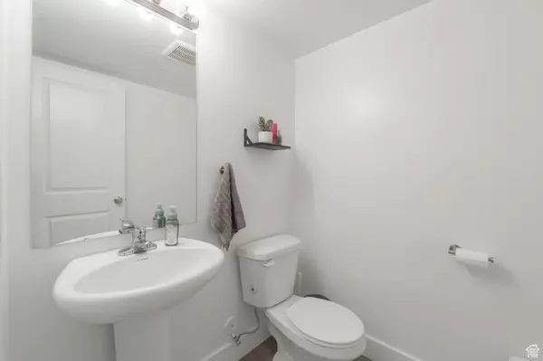Spanish Fork, UT 84660,721 S 110 W