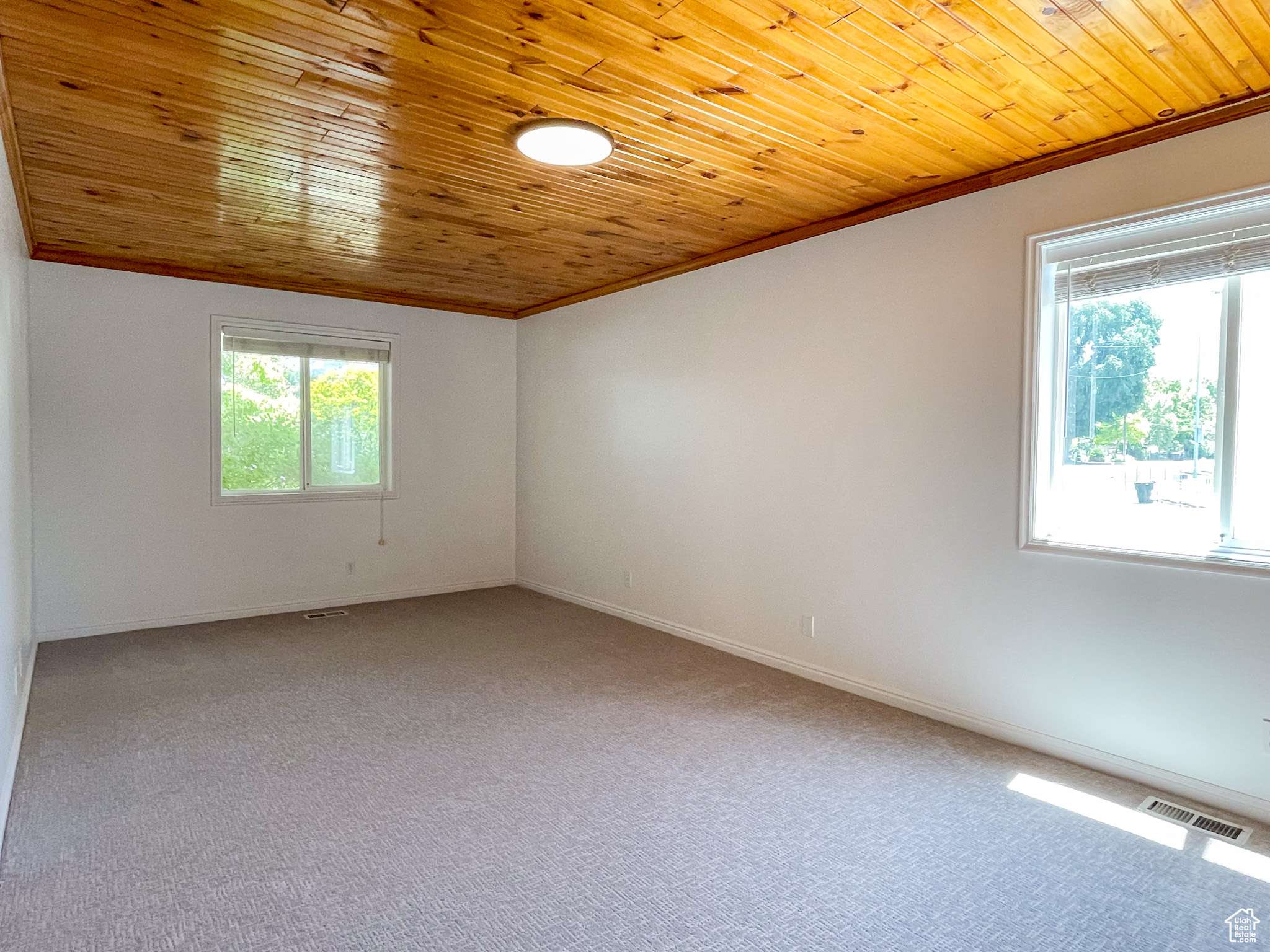 Salem, UT 84653,111 N 200 E