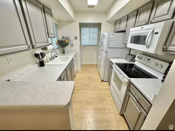 Bountiful, UT 84010,650 S MAIN , ST #6111