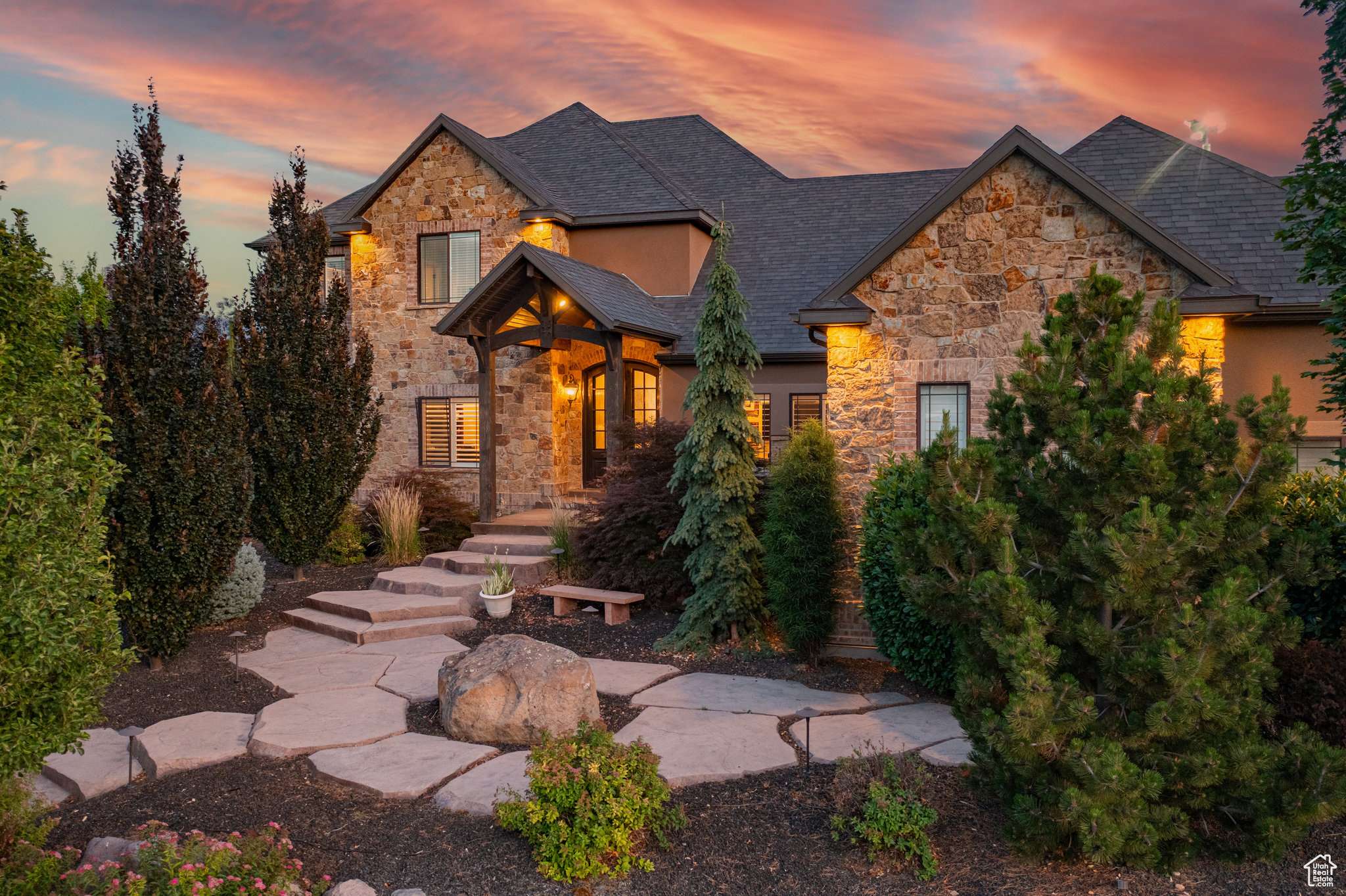 3549 W BOULDEN BLVD, Bluffdale, UT 84065