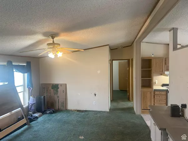 Vernal, UT 84078,419 E 700 N