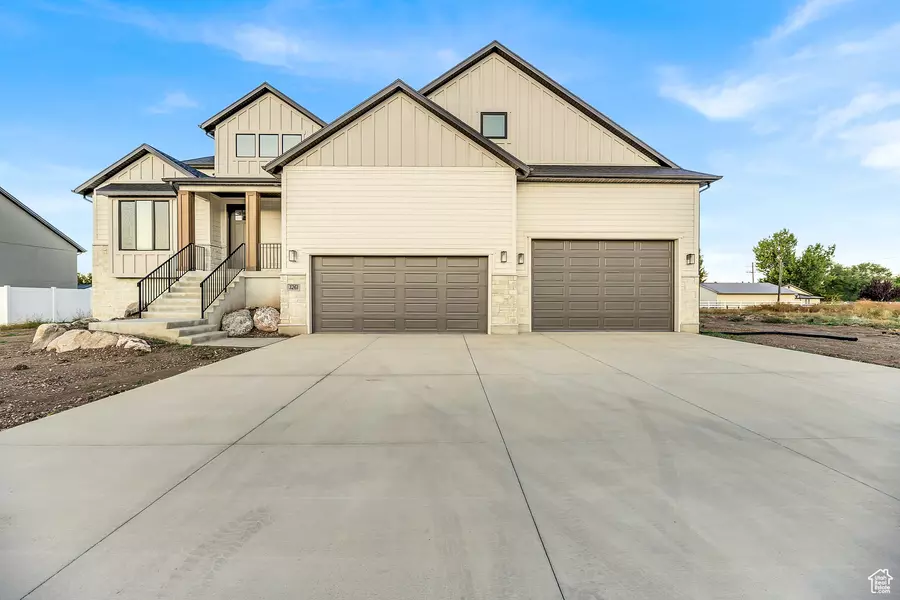 3261 N 2500 W, Farr West, UT 84404