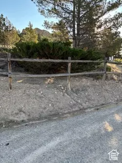 Manila, UT 84046,8 RED CIR