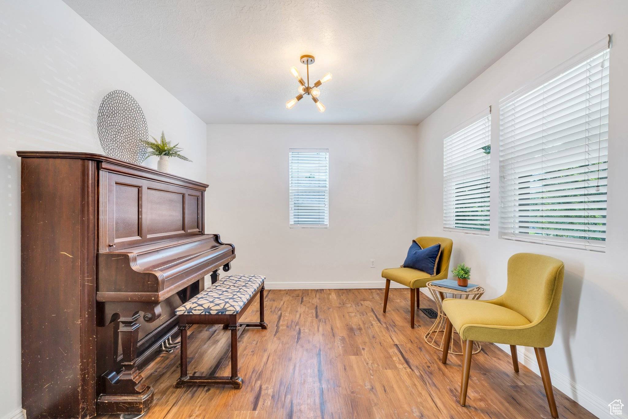Eagle Mountain, UT 84005,7633 N JIMMY LN