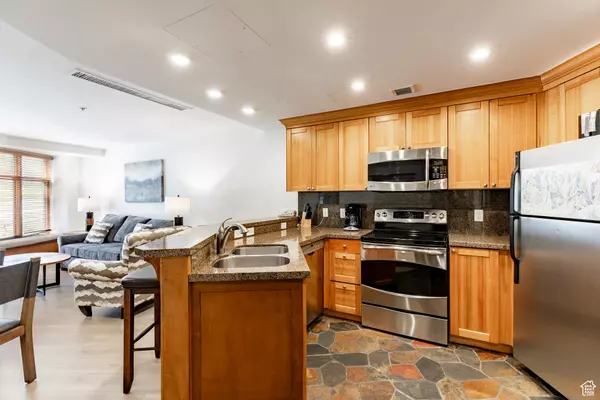 Park City, UT 84098,3720 N SUNDIAL CT #B322