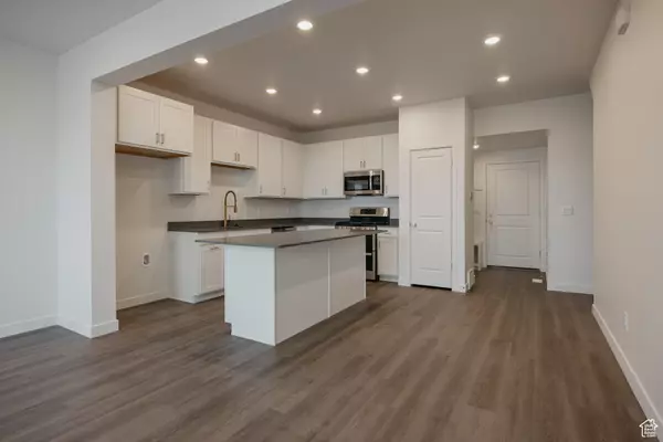 Eagle Mountain, UT 84005,2086 W STARDEW ST #525