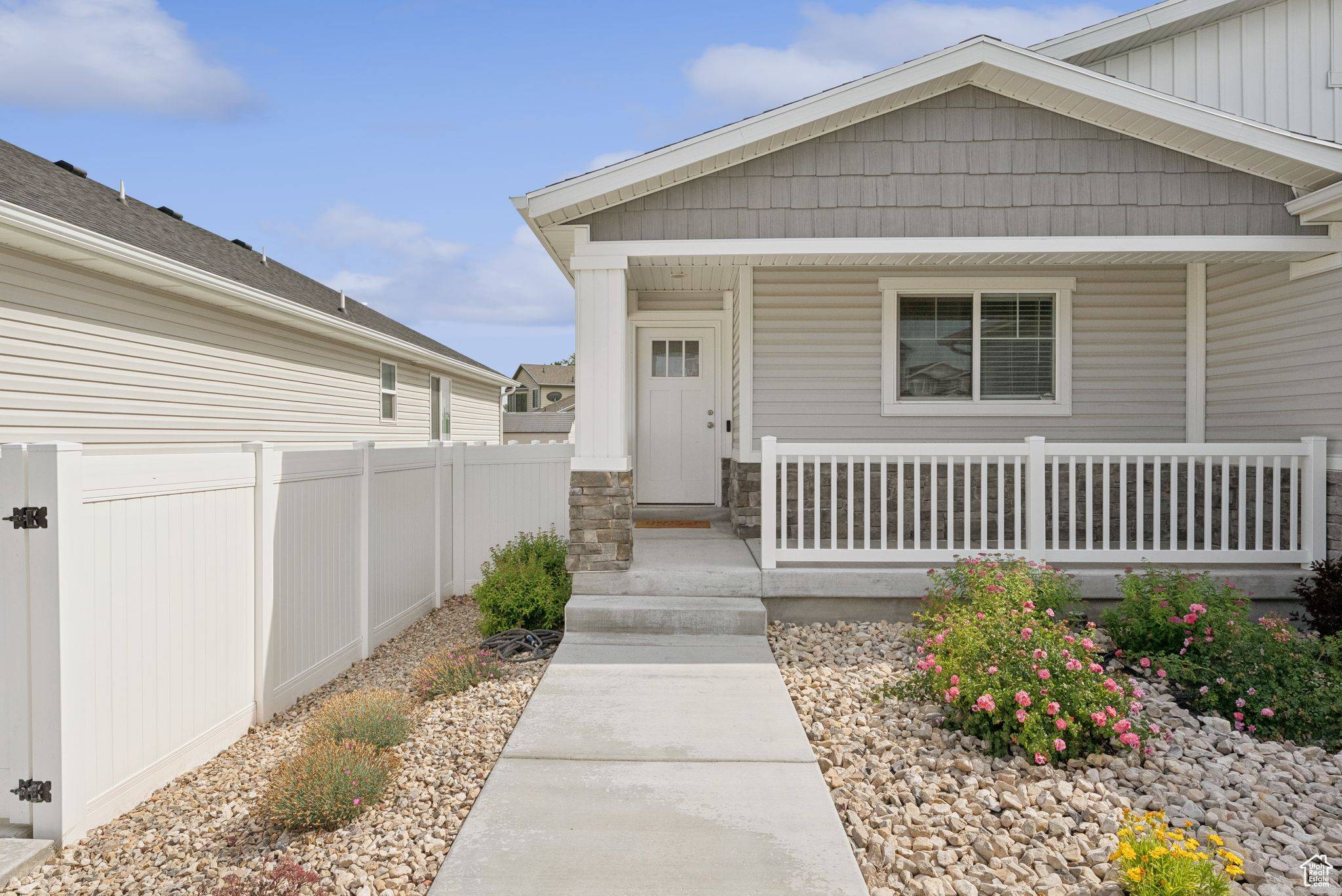 Kearns, UT 84118,4913 W OLYMPIC VIEW DR S