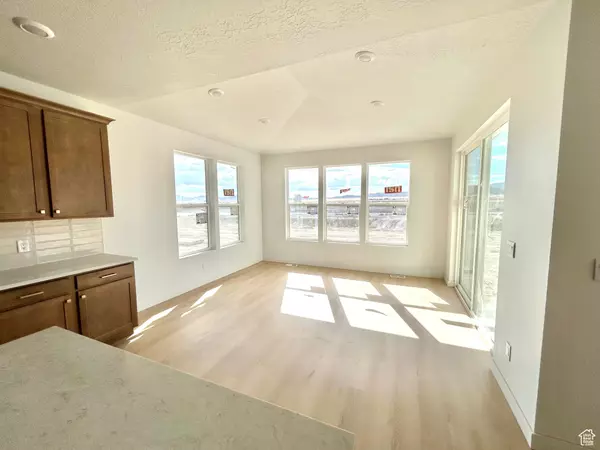 Eagle Mountain, UT 84005,2969 N KINGBIRD DR #614