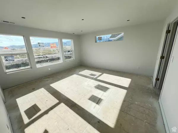 Eagle Mountain, UT 84005,2969 N KINGBIRD DR #614