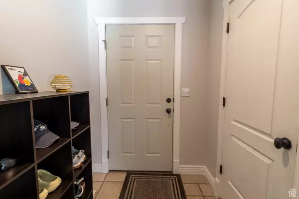 South Jordan, UT 84095,4091 W JUNIPER HILLS DR