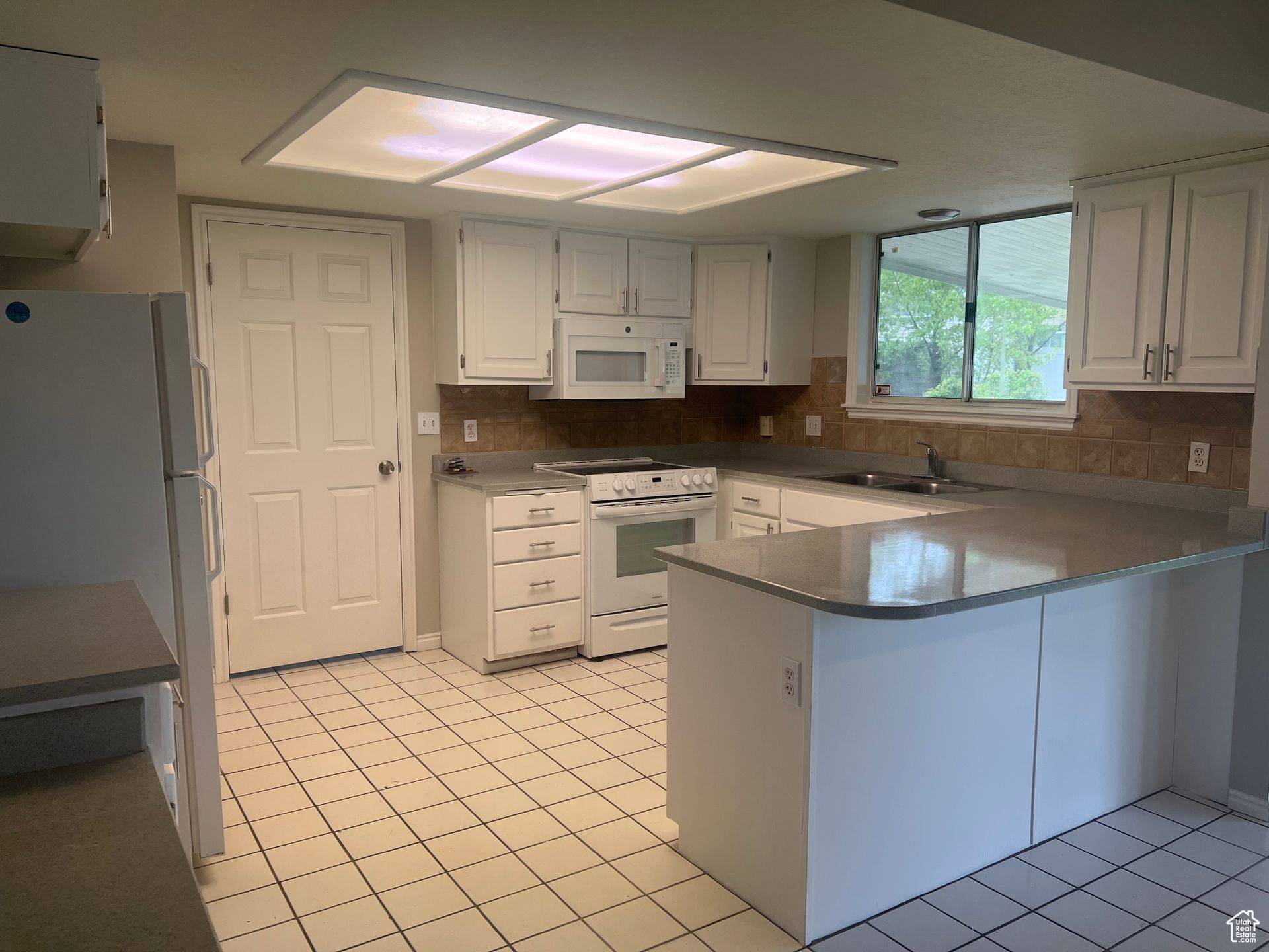 Sandy, UT 84092,11891 S HAGAN RD E