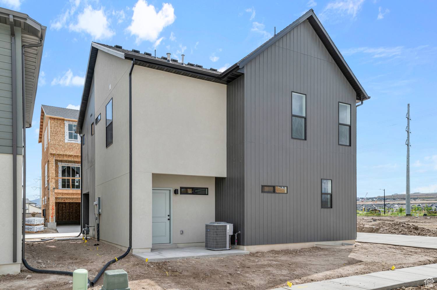 Lehi, UT 84043,3908 W 2720 N