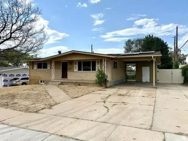 Roy, UT 84067,2418 W 4750 S