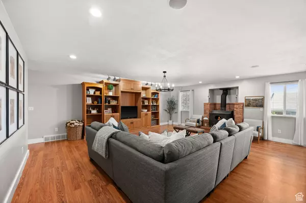 Cottonwood Heights, UT 84121,2188 E COUNTRY VIEW LN