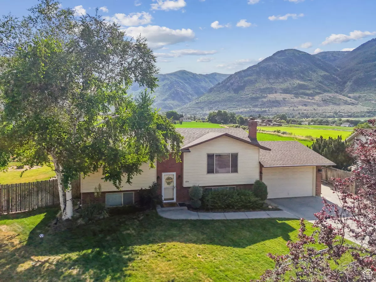 North Ogden, UT 84414,694 E 2350 N