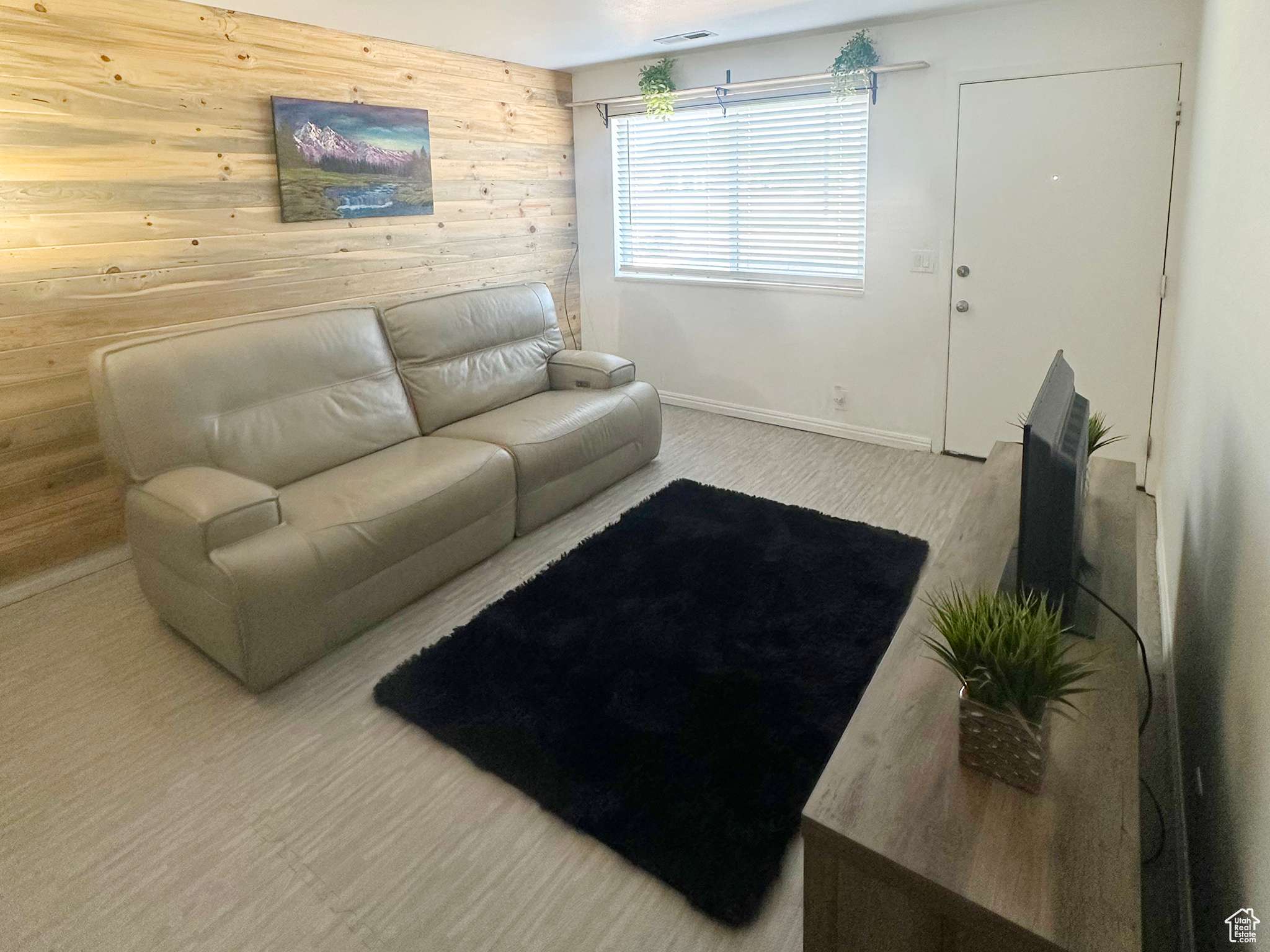 West Jordan, UT 84084,7143 S 2700 W #1