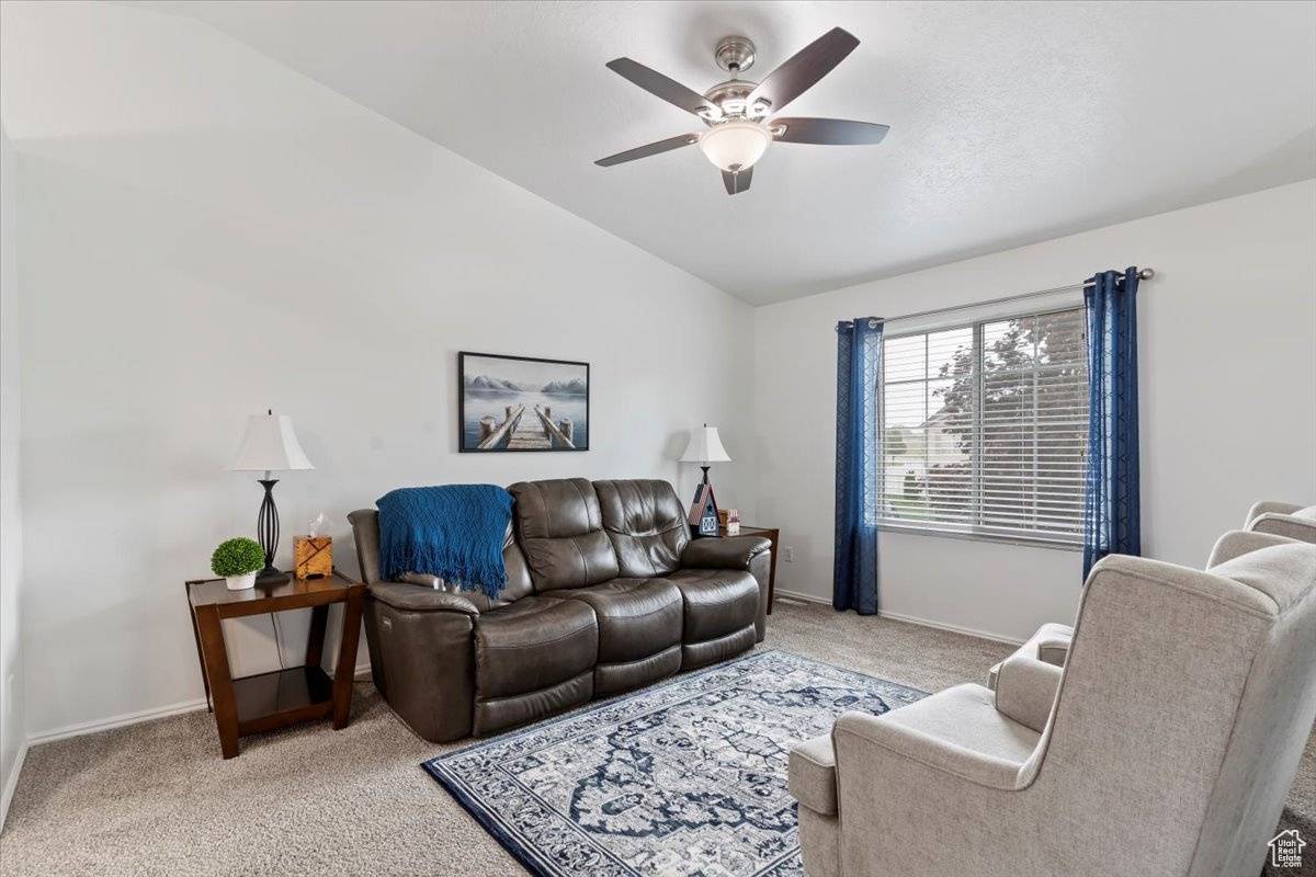 Clinton, UT 84015,771 N 1725 W