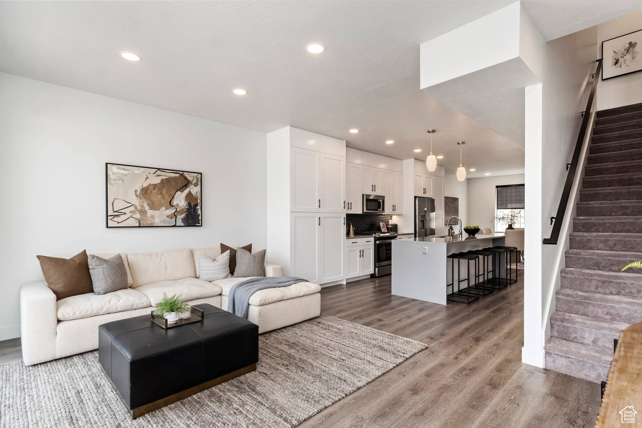 Bountiful, UT 84010,32 W 400 S