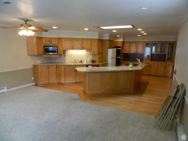 Holladay, UT 84124,4222 S EDWARD DR