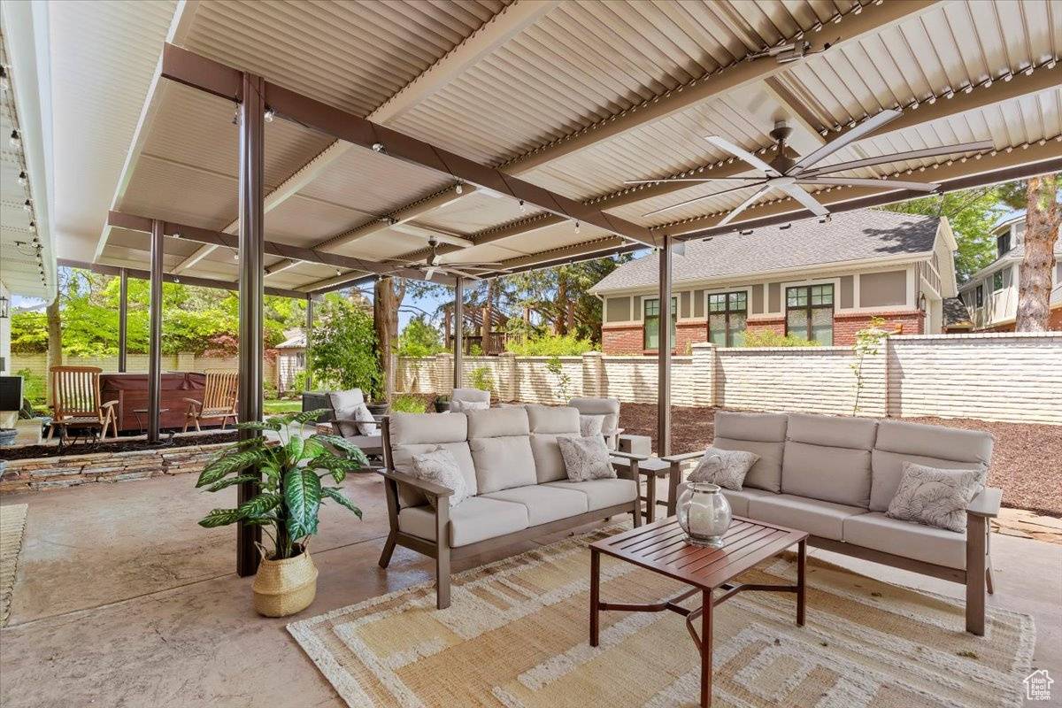 Sandy, UT 84092,20 NORTHRIDGE WAY E