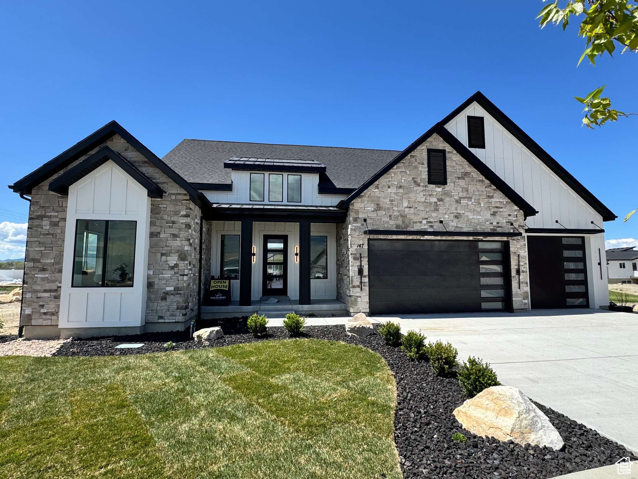 147 W MARIGOLD CIR #310, Stansbury Park, UT 84074