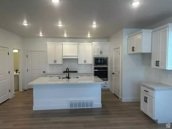 Mapleton, UT 84664,22 S STARLIGHT LN