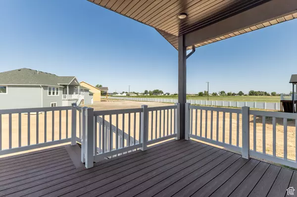 Plain City, UT 84404,2777 N BUCKSKIN DR #211
