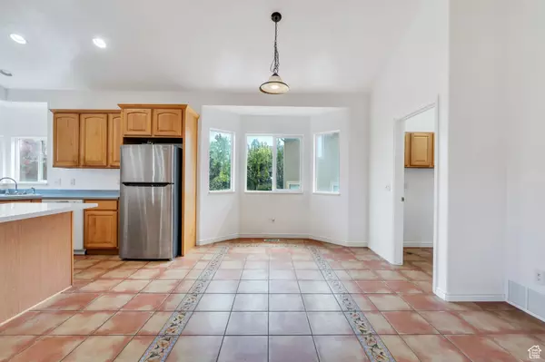 Syracuse, UT 84075,1430 S HEATHER LN