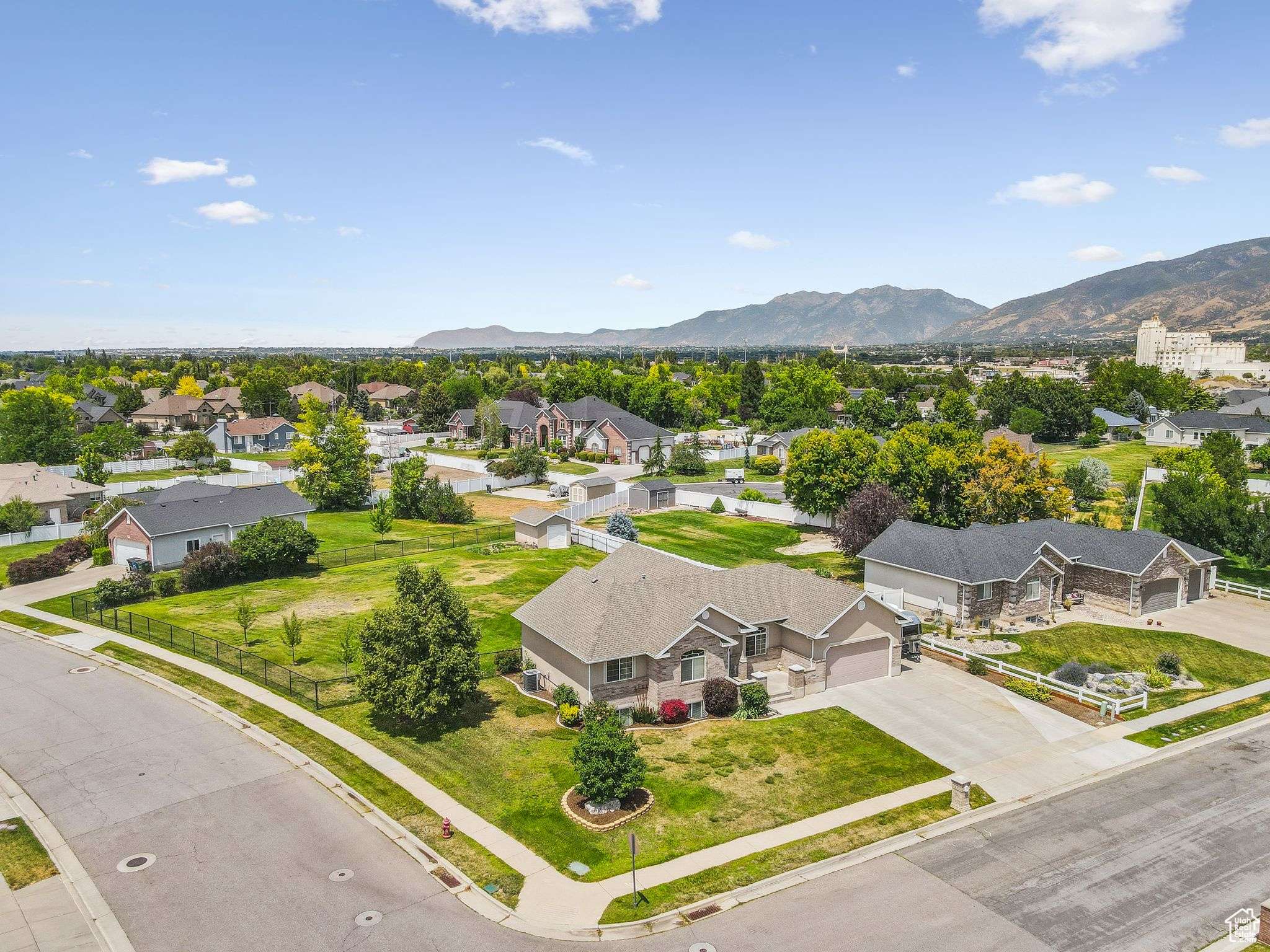 Kaysville, UT 84037,868 W BRANDON DR S