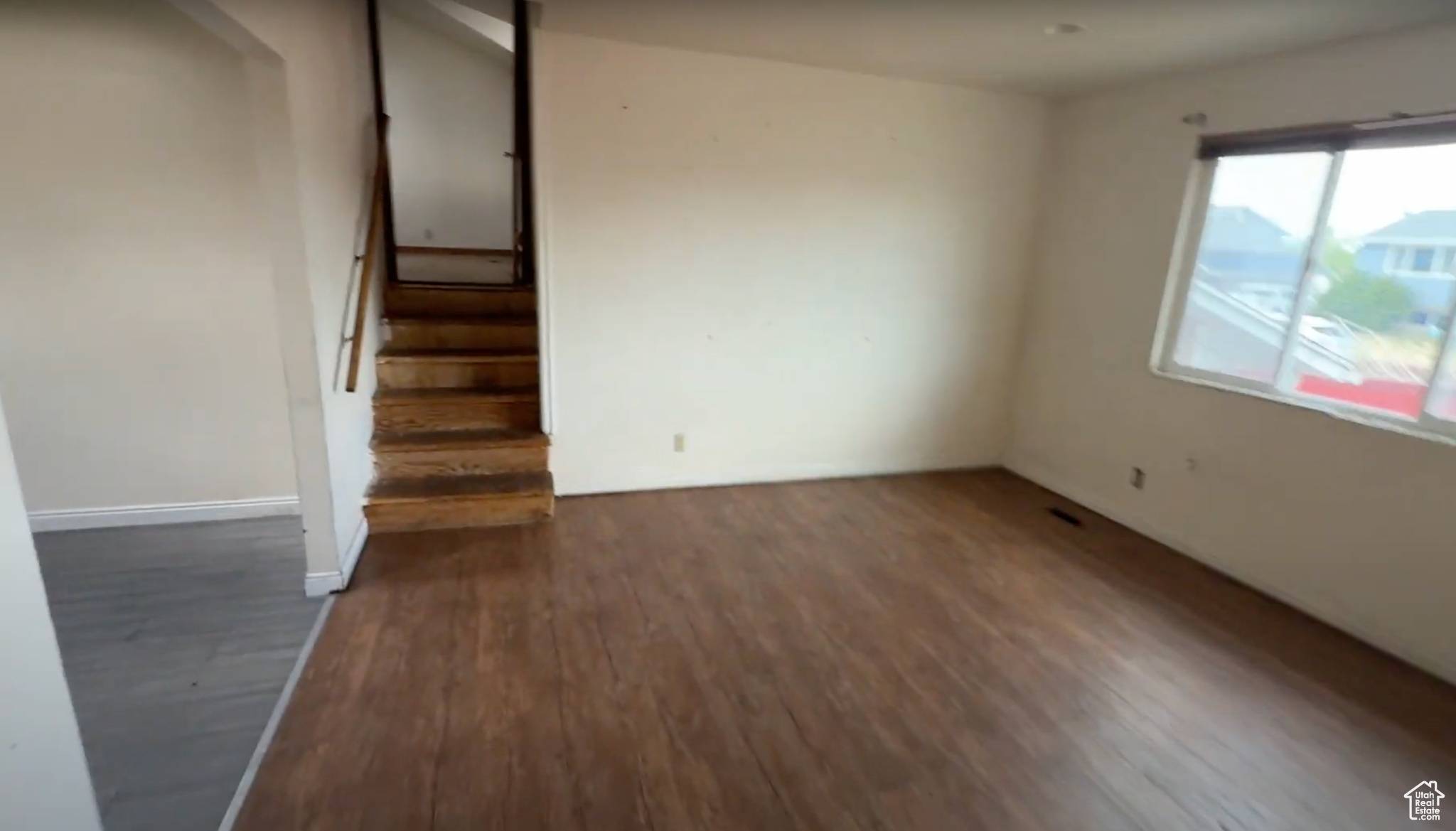 Salt Lake City, UT 84118,5329 W 5150 S