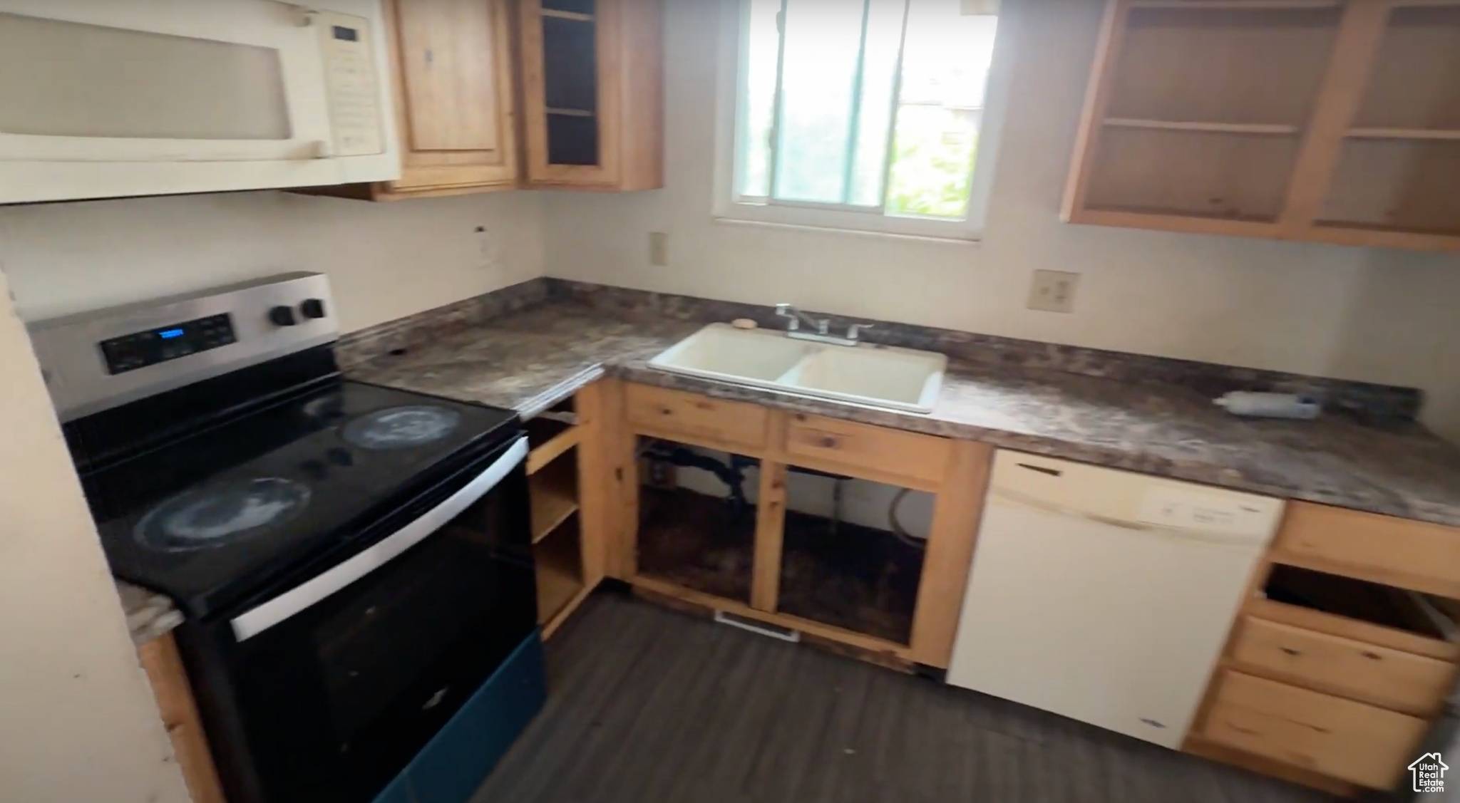 Salt Lake City, UT 84118,5329 W 5150 S