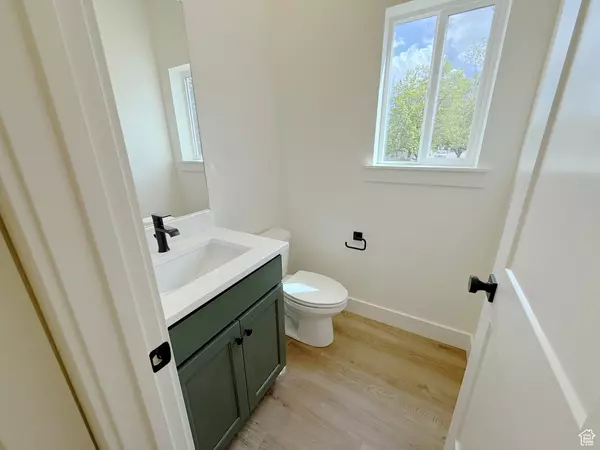 South Ogden, UT 84403,2237 E PARKSIDE CIR S