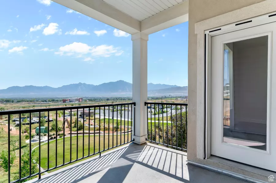 14643 S MCKELLEN DR #D202, Herriman, UT 84096