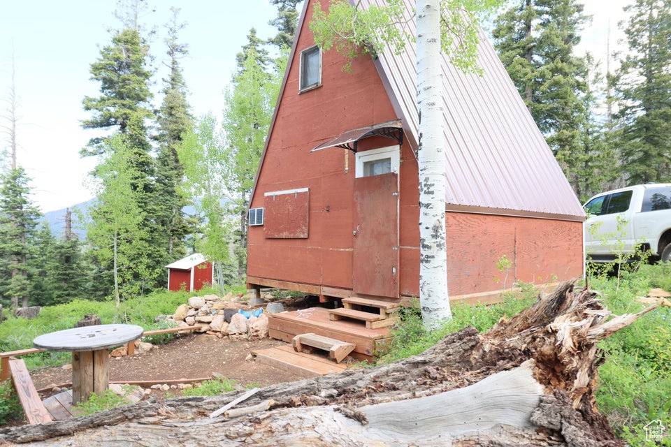 Duck Creek Village, UT 84762,6240 W GRIZZLY LN