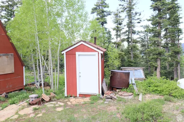 Duck Creek Village, UT 84762,6240 W GRIZZLY LN