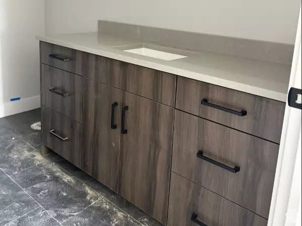 Syracuse, UT 84075,2655 S 2430 W #116