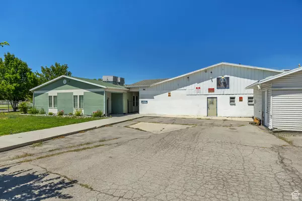 Salt Lake City, UT 84104,1235 W CALIFORNIA AVE S
