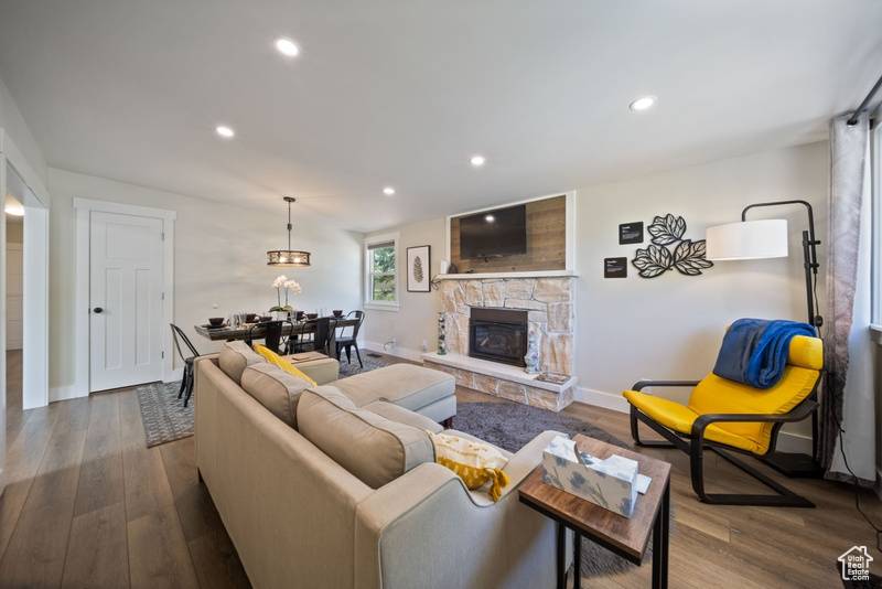 Cottonwood Heights, UT 84121,1380 E MCCORMICK WAY S