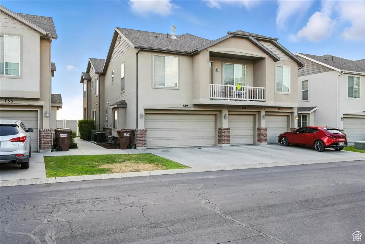 North Salt Lake, UT 84054,729 N BUCKINGHAM DR W