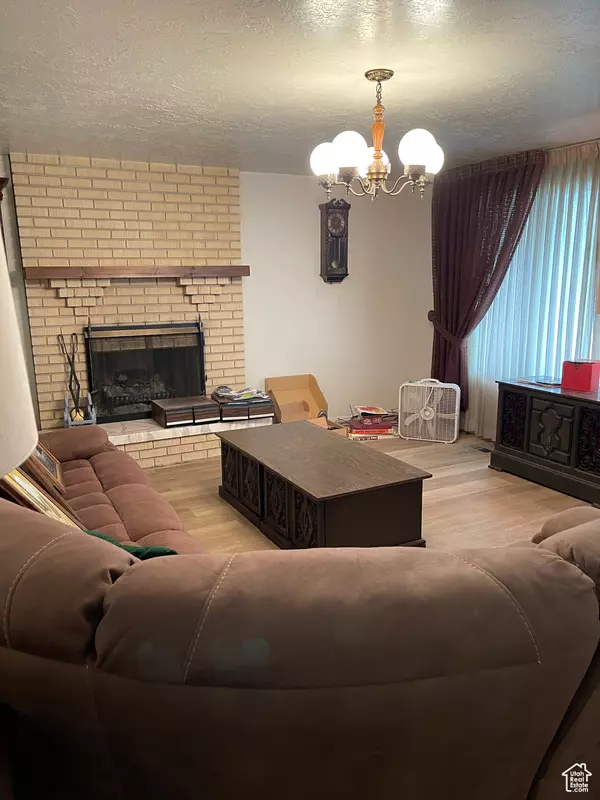 West Point, UT 84015,1692 W 300 N