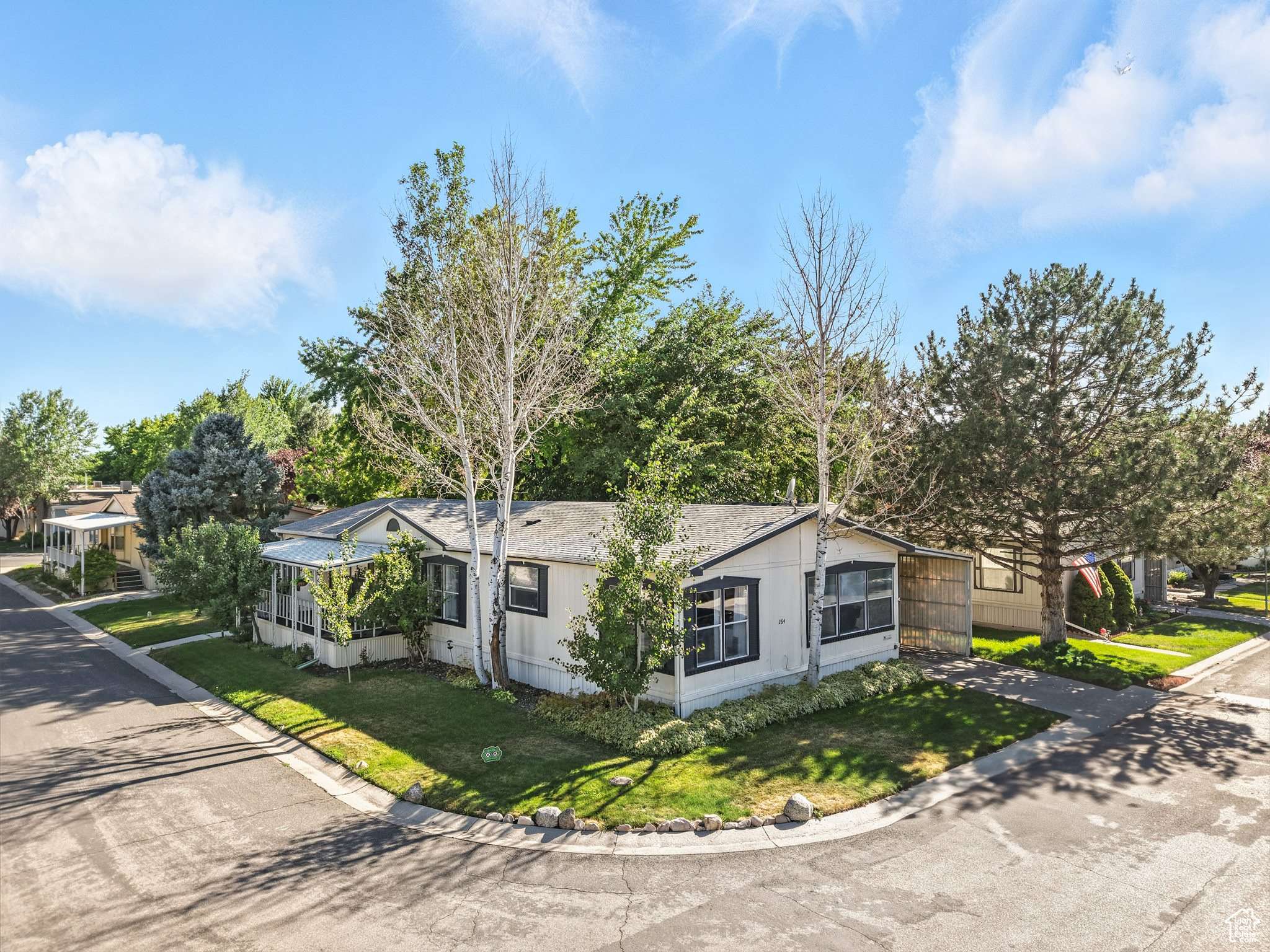 Sandy, UT 84070,264 E JORDAN VIEW DR #157