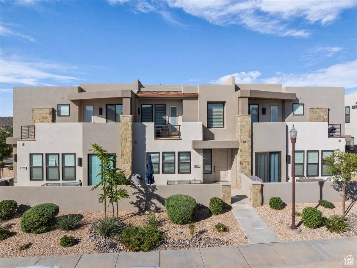 2279 N PARK DR, Washington, UT 84780