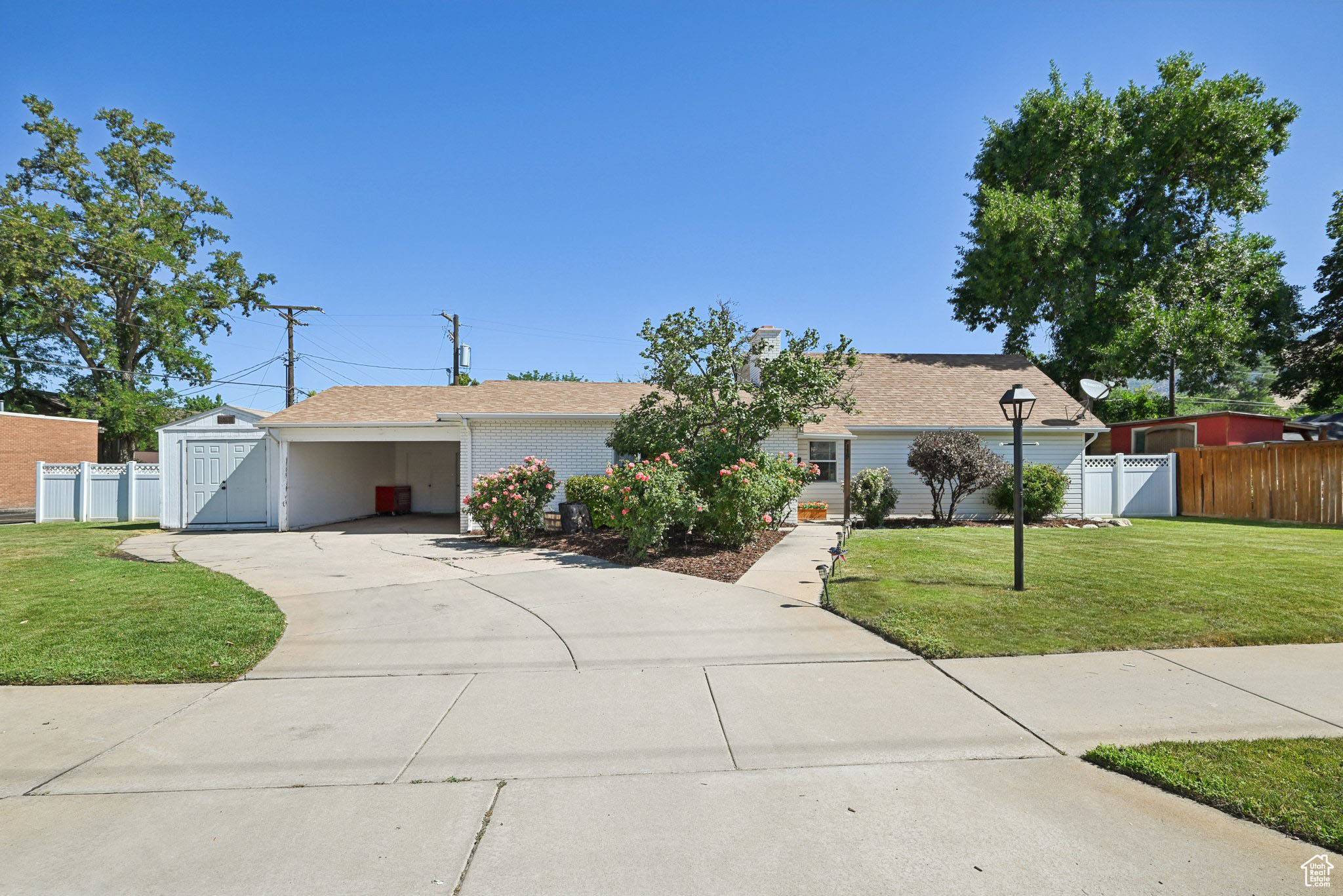 Bountiful, UT 84010,115 E 400 N