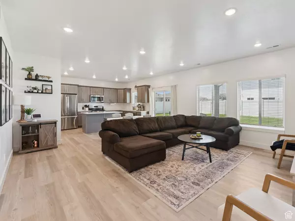 Plain City, UT 84404,3187 N STILLCREEK PKWY